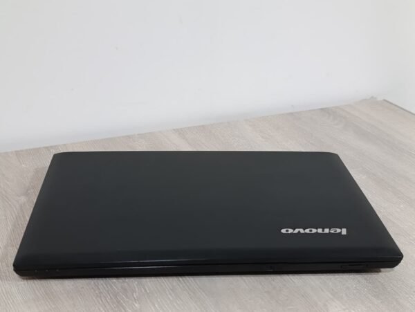 NOTEBOOK LENOVO B570 INTEL I3-2330M RAM 8GB SSD 220GB 15.6" HD - Image 5